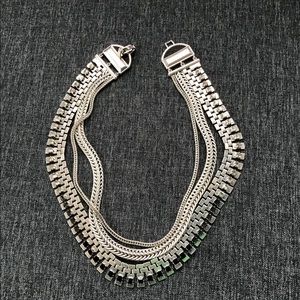 Stella and Dot Femme Fatale Necklace (8a)